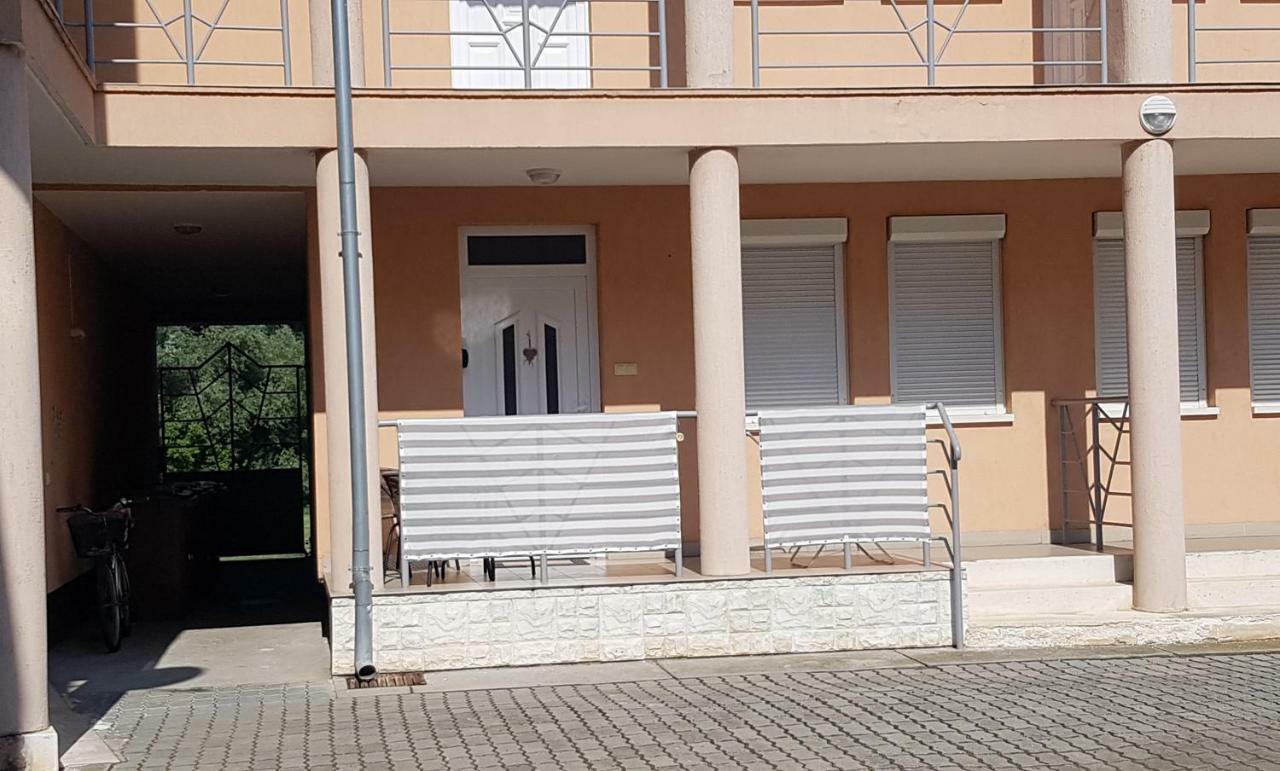 Csodaviz Apartman Harkány Exterior photo